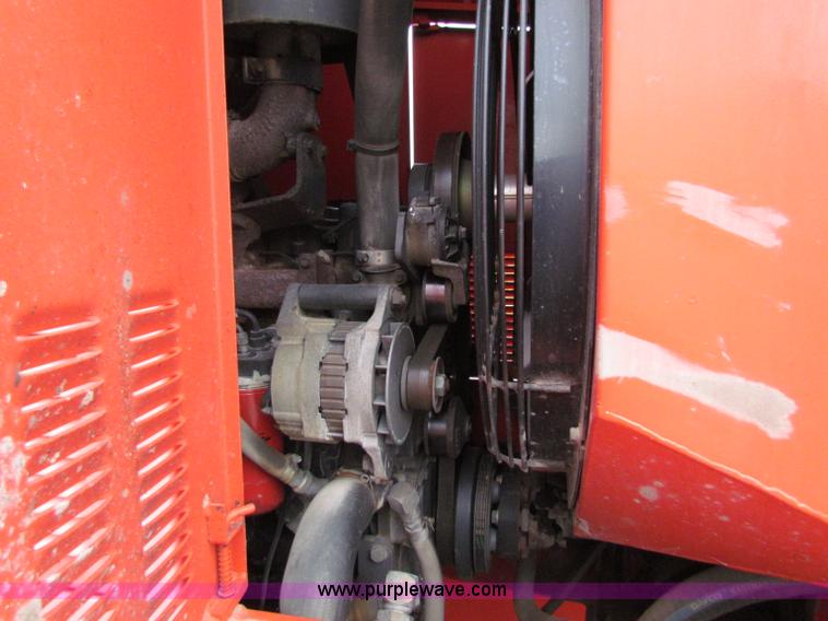 image for item E4035 2000 Champion 710A motor grader