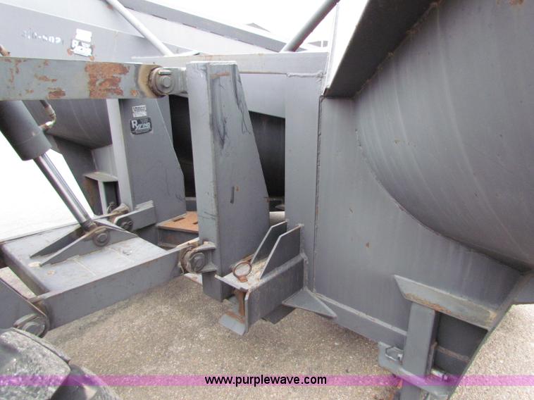 image for item E4035 2000 Champion 710A motor grader