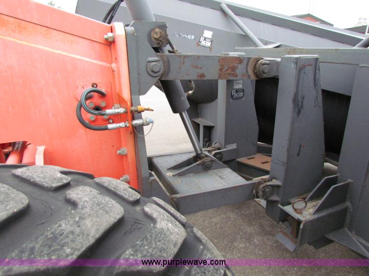 image for item E4035 2000 Champion 710A motor grader