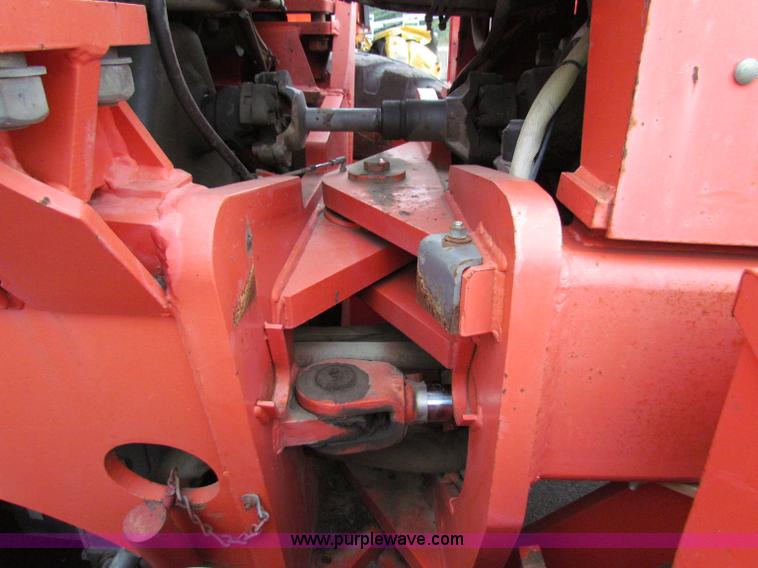 image for item E4035 2000 Champion 710A motor grader