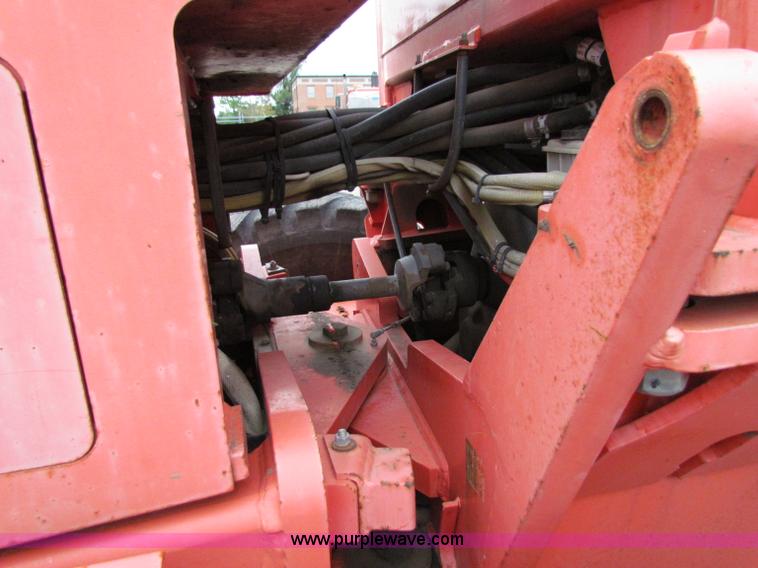 image for item E4035 2000 Champion 710A motor grader