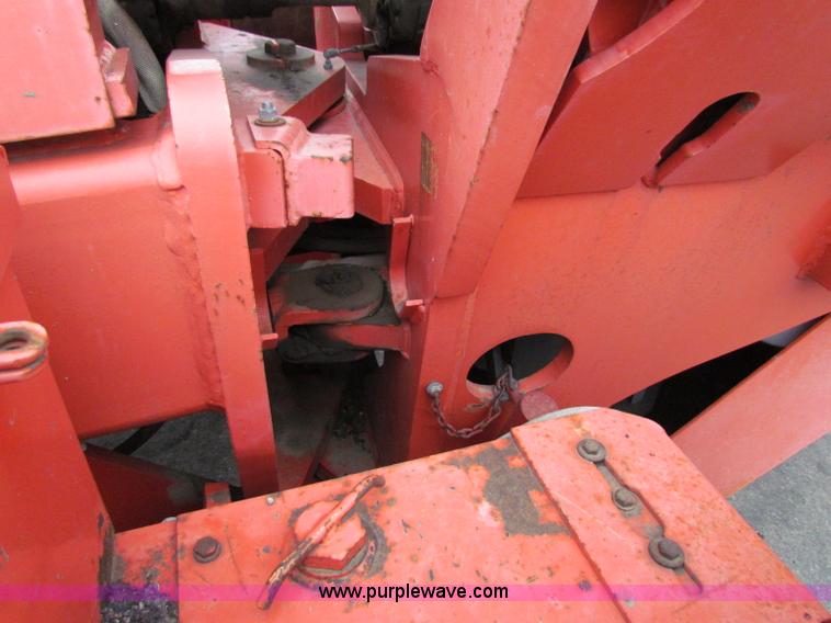 image for item E4035 2000 Champion 710A motor grader