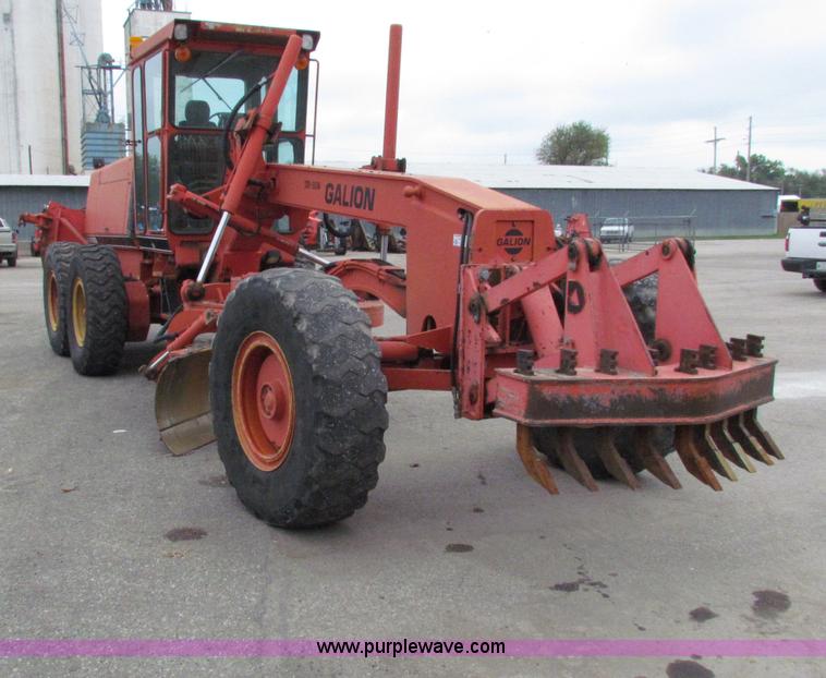 image for item E4036 1996 Galion 830B motor grader