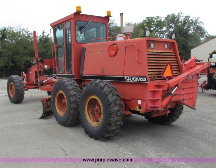 image for item E4036 1996 Galion 830B motor grader