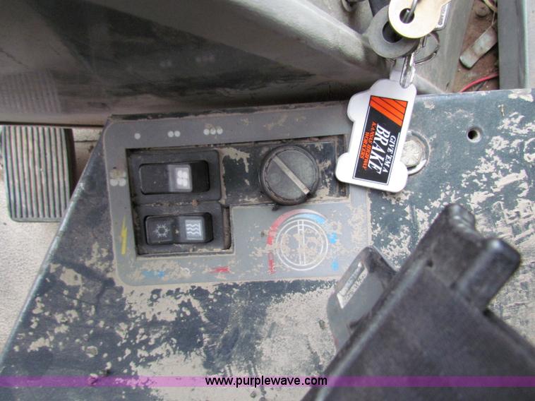 image for item E4036 1996 Galion 830B motor grader