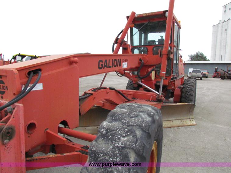image for item E4036 1996 Galion 830B motor grader