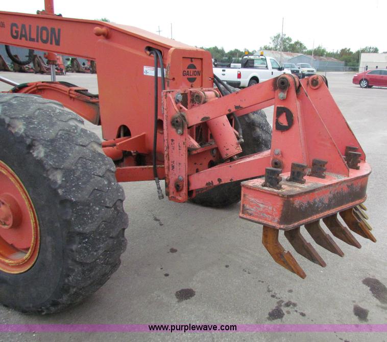image for item E4036 1996 Galion 830B motor grader