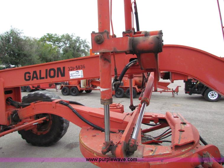 image for item E4036 1996 Galion 830B motor grader