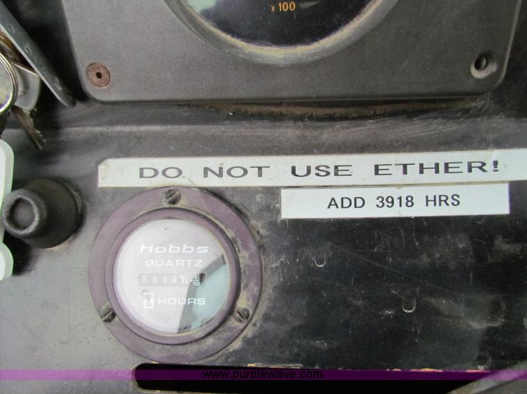 image for item E4054 1996 Ford 555D backhoe