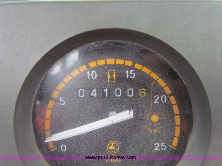 image for item E4056 1996 Ford 555D backhoe