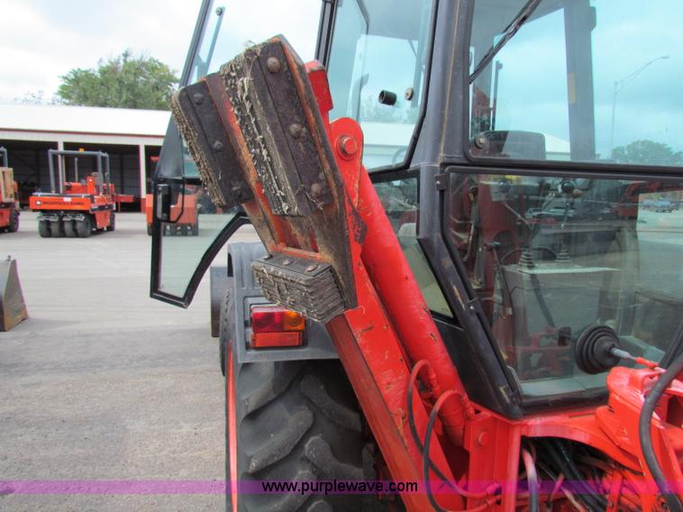 image for item E4056 1996 Ford 555D backhoe