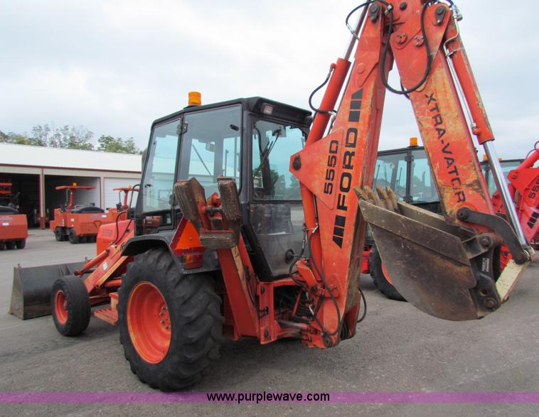 image for item E4057 1995 Ford 555D backhoe