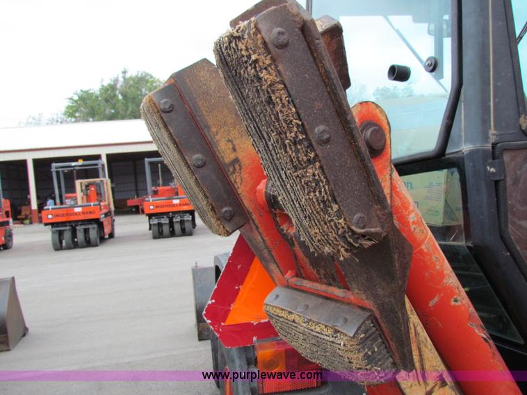 image for item E4057 1995 Ford 555D backhoe