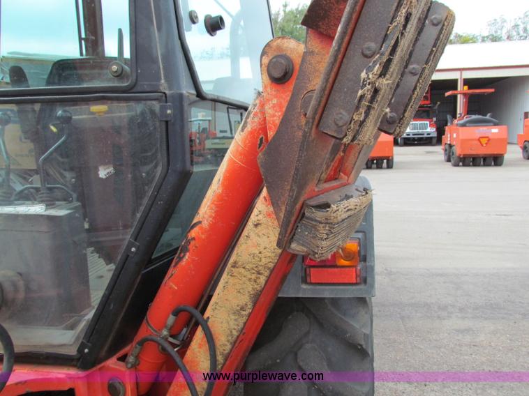 image for item E4057 1995 Ford 555D backhoe