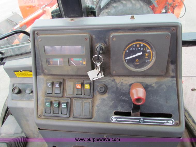 image for item E4058 1996 Ford 555D backhoe