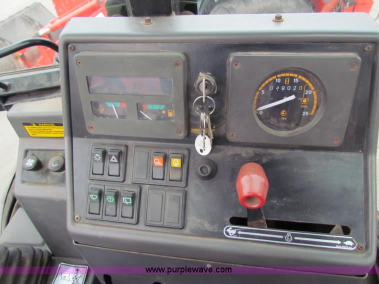 image for item E4059 1996 Ford 555D backhoe