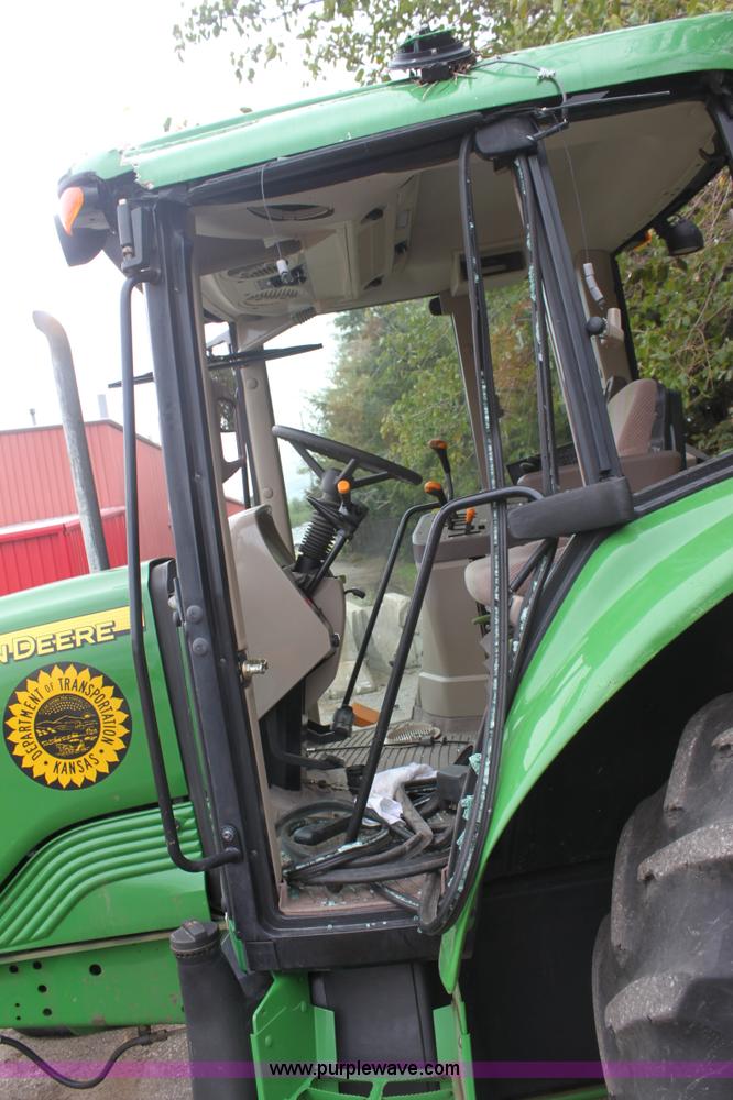 image for item E4062 2007 John Deere 6415 tractor