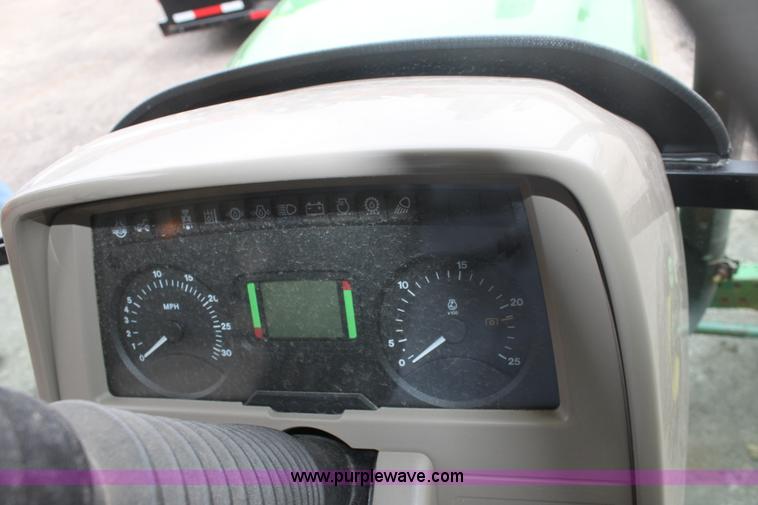 image for item E4062 2007 John Deere 6415 tractor