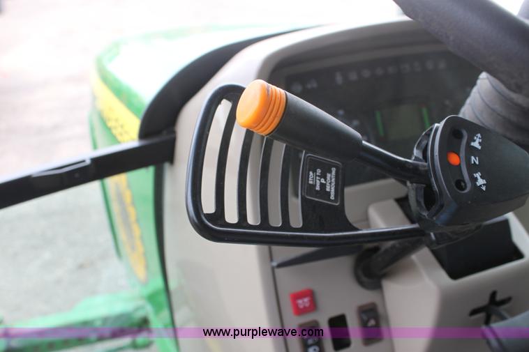 image for item E4062 2007 John Deere 6415 tractor