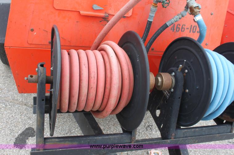 image for item E4093 1999 Atlas Copco XAS 90 JD air compressor