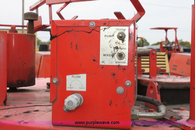 image for item E4097 2001 Craft Co SS-125 crack seal machine