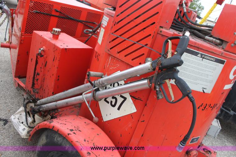 image for item E4097 2001 Craft Co SS-125 crack seal machine