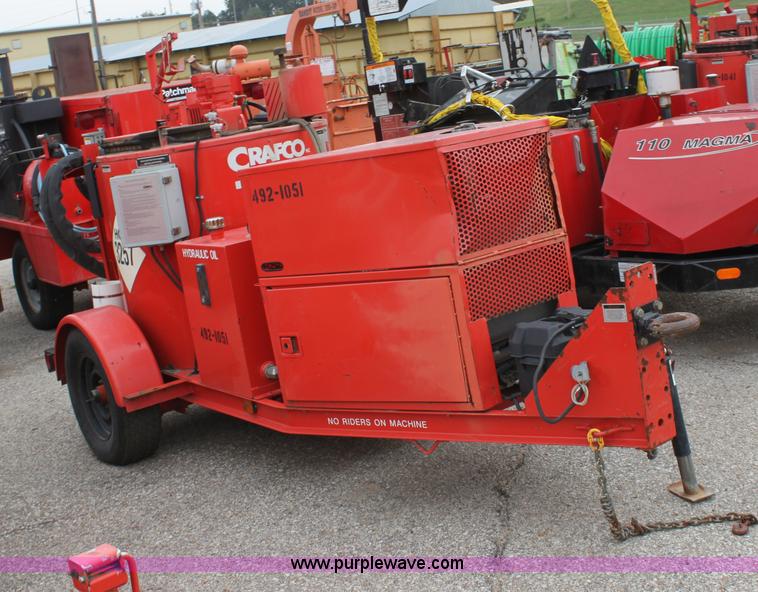 image for item E4099 2001 Craft Co SS-125 crack seal machine