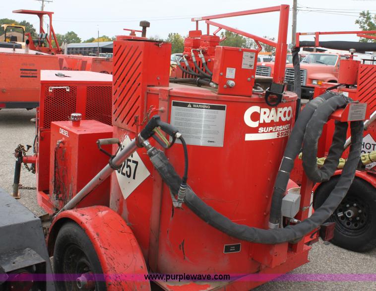 image for item E4099 2001 Craft Co SS-125 crack seal machine