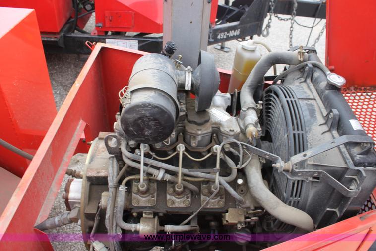 image for item E4099 2001 Craft Co SS-125 crack seal machine