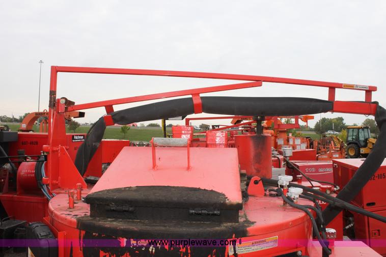 image for item E4100 2005 Craft Co SS-125 crack seal machine