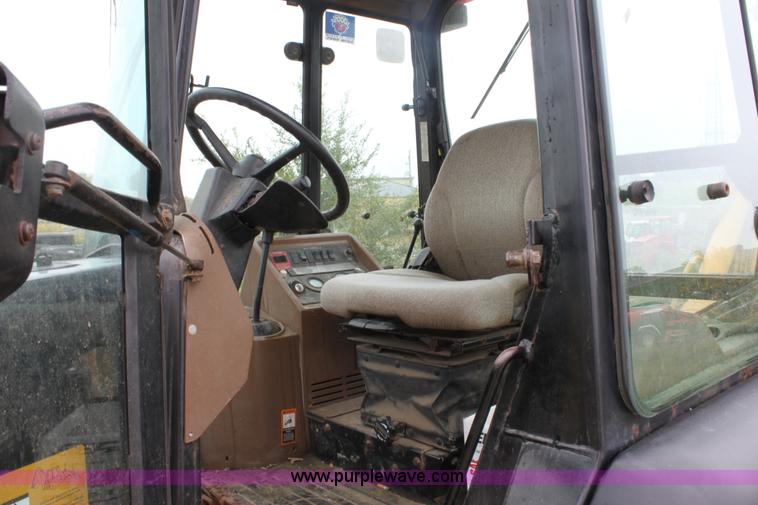 image for item E4106 1997 John Deere 310E backhoe