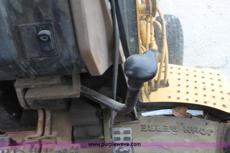 image for item E4106 1997 John Deere 310E backhoe
