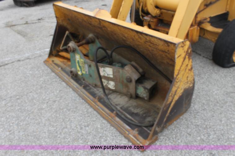 image for item E4106 1997 John Deere 310E backhoe