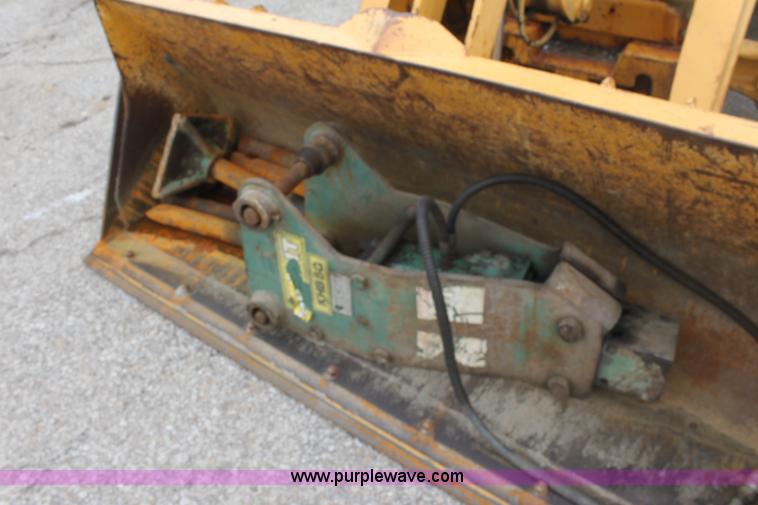 image for item E4106 1997 John Deere 310E backhoe