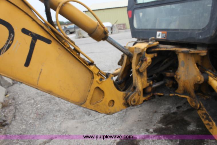 image for item E4106 1997 John Deere 310E backhoe