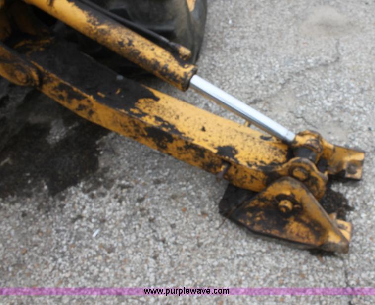 image for item E4106 1997 John Deere 310E backhoe