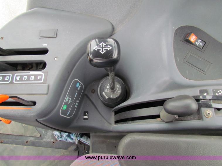 image for item E4117 2003 Ford TS100 tractor