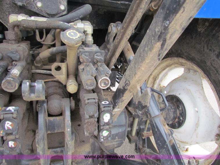 image for item E4117 2003 Ford TS100 tractor