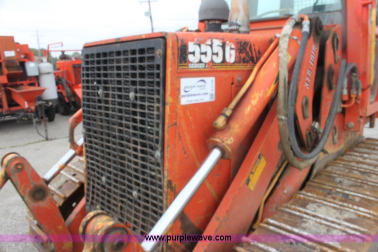 image for item E4126 1998 John Deere 555G track loader