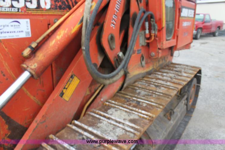 image for item E4126 1998 John Deere 555G track loader