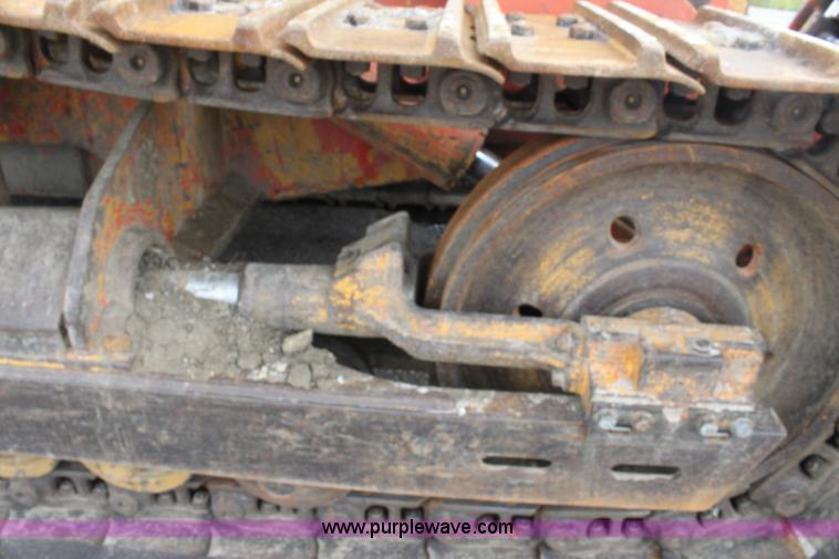 image for item E4126 1998 John Deere 555G track loader