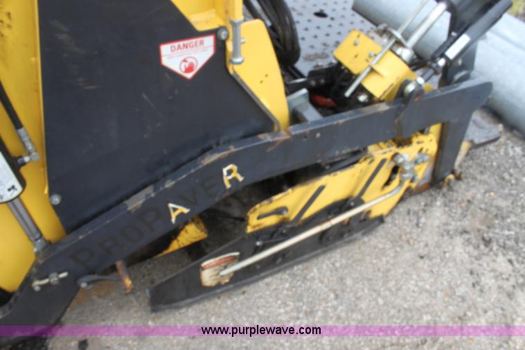 image for item E4133 2009 Bomag BF815 asphalt paver