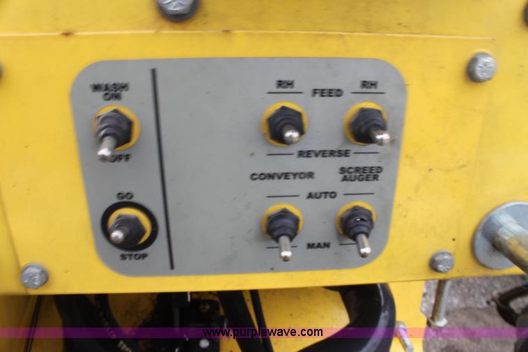 image for item E4133 2009 Bomag BF815 asphalt paver