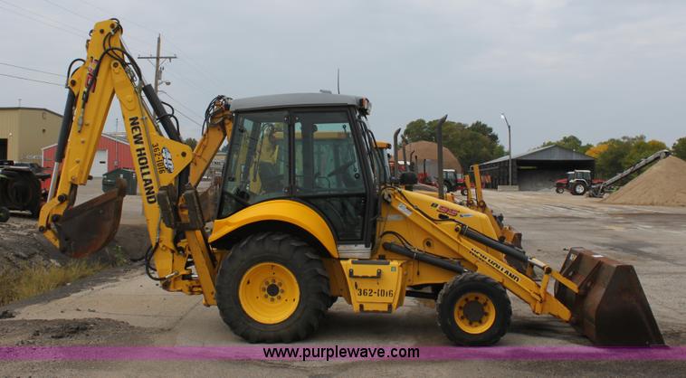 image for item E4145 2006 New Holland B95 backhoe