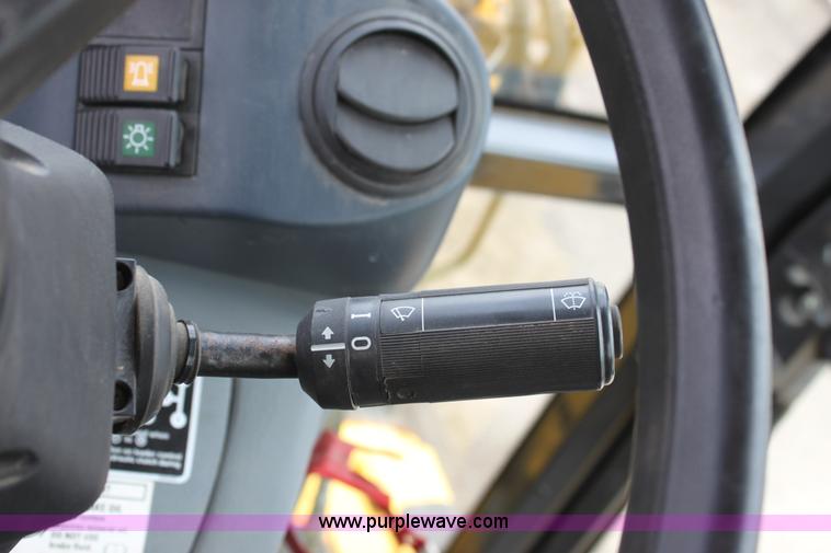 image for item E4145 2006 New Holland B95 backhoe