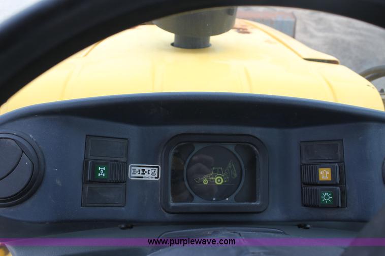 image for item E4145 2006 New Holland B95 backhoe