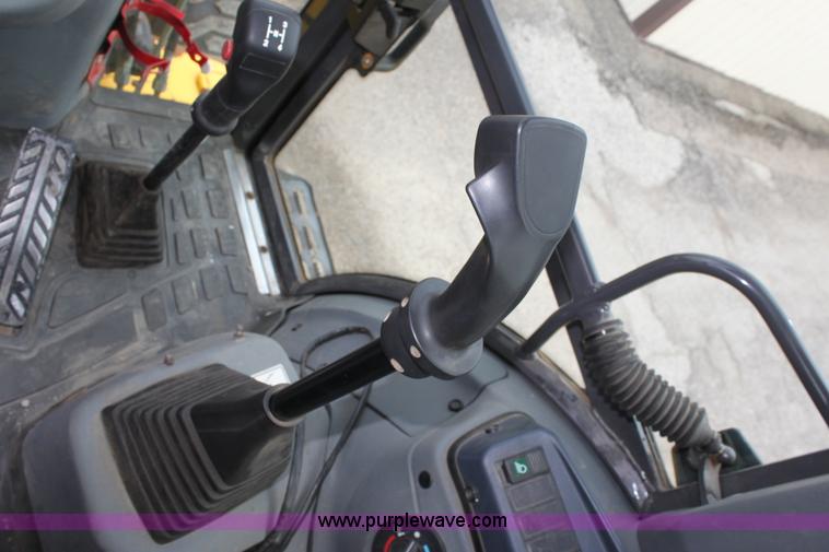 image for item E4145 2006 New Holland B95 backhoe