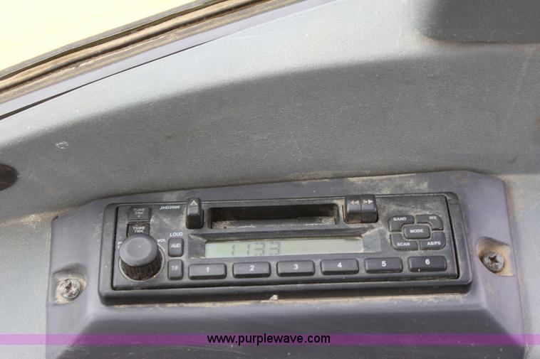 image for item E4145 2006 New Holland B95 backhoe