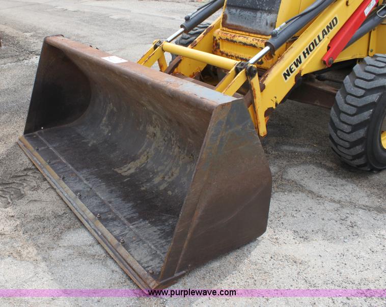 image for item E4145 2006 New Holland B95 backhoe