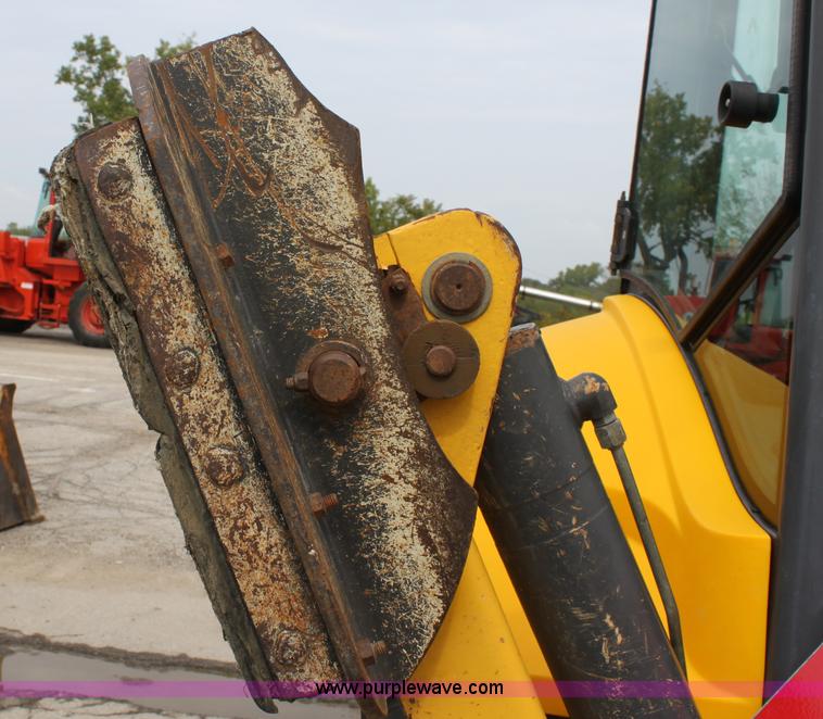 image for item E4145 2006 New Holland B95 backhoe